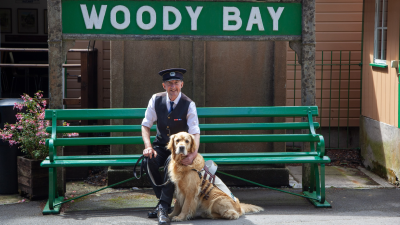 Britain's Favourite Railway Stations with Si King