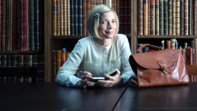 Lucy Worsley Investigates: The American Revolution
