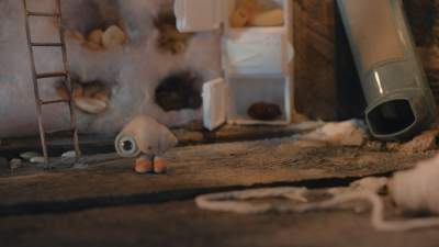 Marcel the Shell with Shoes On