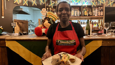 Bargain-Loving Brits in the Sun