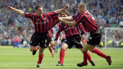 Retro C'Ship 00: B'burn v Man City