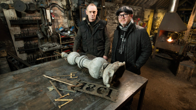 Salvage Hunters: The Restorers
