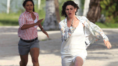 Crimen en el paraíso T7 E1