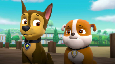 La Patrulla Canina T4 E3 · La patrulla salva a un dragón juguetón; La patrulla salva a unos bichos