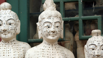 Misterios De La Medicina Antigua · Dientes de oro etruscos, Soutra Aisle y los dos dedos