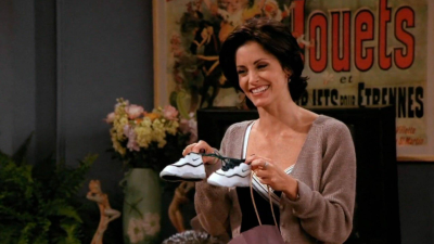 Friends T2 E2 · El de la leche materna