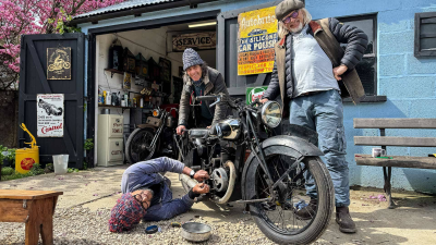 Equipo de restauradores T7 · Angie y Jon