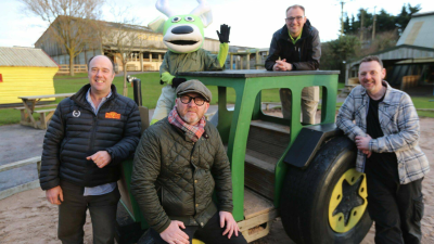 Maestros de la restauración T10 · John Beer